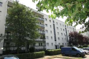 Kleine Familie = kleines Apartment - mit Wannenbad und Balkon! Leider ohne Aufzug! – Zossener Straße 172, 12627 Hellersdorf, Berlin – Vorschaubild 8