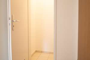 Gepflegte 3-Zimmer Wohnung mit Balkon im 2. OG in Schwabing-West.  – Klausingweg 2, 80797 Am Luitpoldpark, München – Vorschaubild 8