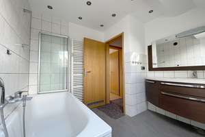 Ein echter Hingucker! Schicke Maisonette-Wohnung mit Einbauküche in ruhiger Lage – Eickenscheidtstraße 5, 45886 Ückendorf, Gelsenkirchen – Vorschaubild 7