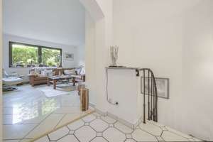 Hausgefühl in Bestlage – Exklusive Maisonettewohnung mit Garten und Garage am Uhlenhorstwald – Die vollständige Adresse der Immobilie erhältst du vom Anbieter., 45478 Speldorf, Mülheim an der Ruhr – Vorschaubild 3