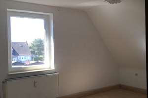 Helle 2-Zimmer-Nichtraucher- DG-Wohnung  in Bottrop-Fuhlenbrock – Herderstr. 37, 46242 Fuhlenbrock, Bottrop – Vorschaubild 5