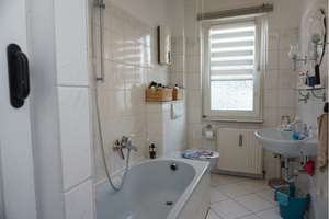 Selbstnutzer & Kaptialanleger. Gepflegte 3,5 R. Wohnung mit guter Nachbarschaft. Sonnenbalkon. TOP – Die vollständige Adresse der Immobilie erhältst du vom Anbieter., 45329 Altenessen-Nord, Essen – Vorschaubild 5