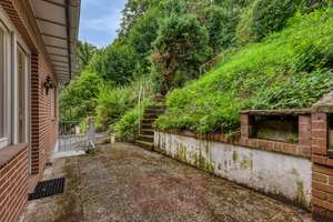 Frisch saniertes Einfamilienhaus in Höhenlage von Remagen-Rolandswerth mit traumhaftem Rheinblick – Am Werther Berg 3a, 53424 Remagen – Vorschaubild 9