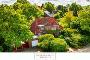 Einmalige Stadtvilla in zentraler Lage in Aurich – Aurich (Kreis) – Vorschaubild 1
