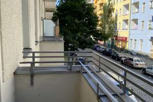 3 Zimmerwohnung mit Einbauküche, Wannenbad und Balkon – Bastianstraße 20, 13357 Gesundbrunnen, Berlin – Vorschaubild 2