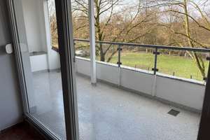 3-Zimmer-Wohnung mit Waschkeller in ruhiger Lage und wunderschönem Balkonausblick auf die Rheinaue – Kaiserstraße 130, 47178 Alt-Walsum, Duisburg – Vorschaubild 2