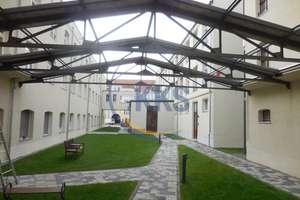 Property thumbnail 9