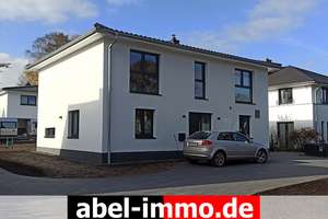 Sasel: Neubau-Stadtvilla - Preis/Leistung topp!