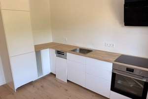 Frisch modernisierte 2-Zimmer-Wohnung mit neuer Küche und Stellplatz in Kiel – Olshausenstraße 97, 24106 Wik, Kiel – Vorschaubild 6