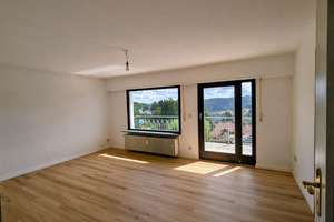 Großzügige 6-Zimmer Maisonette mit Balkon, Terrasse Gartenanteil und Stellplatz - Wilhelmsfeld – Alte Römerstraße 29, 69259 Wilhelmsfeld – Vorschaubild 3