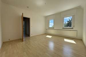 Stuttgart Degerloch, ruhige Zentrumslage 3,5 Zimmer-Wohnung mit geschlossenem Balkon ca. 79qm