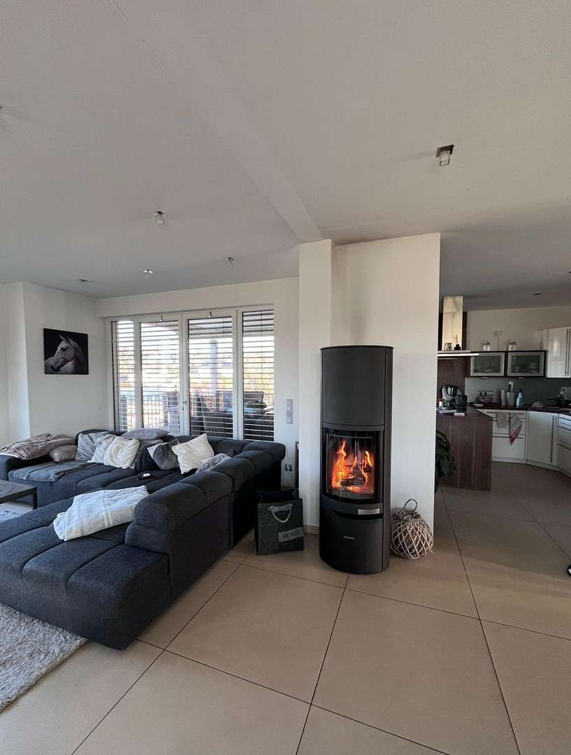 Immobilie in Remlingen - Traumhaus mit unverbaubarem Blick - Bild 8