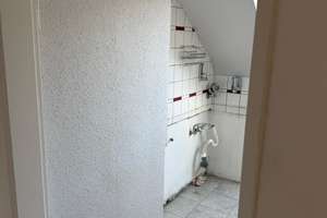 3-ZKB Dachgeschosswohnung mit Garage in Mannheim-Rheinau – gute Anbindung, WG geeignet – Die vollständige Adresse der Immobilie erhältst du vom Anbieter., 68219 Rheinau, Mannheim – Vorschaubild 14