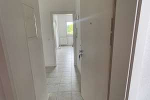Lebendiges Miteinander: 3-Zimmer-Wohnung in Mönchengladbach – Gutenbergstraße 46, 41065 Lürrip, Mönchengladbach – Vorschaubild 1