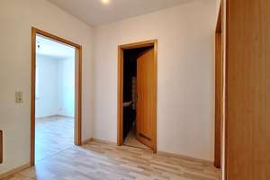 Viel Platz, viel Fläche, viele Möglichkeiten - RMH in exzellenter Lahe – Isaraustraße 48, 82538 Geretsried – Vorschaubild 29