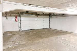 Optimale Grundrissstruktur im renovierungsbedürftigen 4-Zimmer-Wohntraum im beliebten D-Düsseltal – Die vollständige Adresse der Immobilie erhältst du vom Anbieter., 40237 Düsseltal, Düsseldorf – Vorschaubild 34