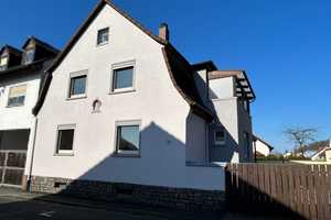 Charmantes Einfamilienhaus mit 2 Garagen und pflegeleichtem Grundstück! – Aschaffenburg – Vorschaubild 4