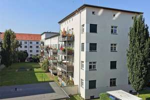 // Ab 01.09.2026 - ruhige Lage - Loggia - Laminat - Blick ins Grüne // – Adolph-Menzel-Straße 34, 4157 Gohlis-Mitte, Leipzig – Vorschaubild 15