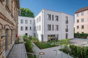 Seltenes Townhouse zwischen Weißensee&Prenzlauer Berg: Familienidylle mit Garten im ruhigen Innenhof
