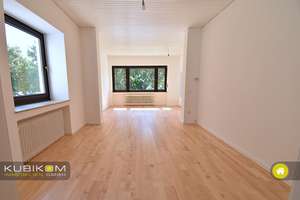 Renovierte Zwei-Zimmer-Wohnung mit Balkon in Aufderhöhe, Nähe Bethanien.