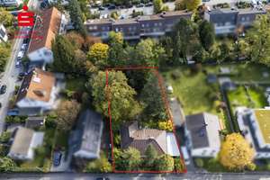 Einfamilienhaus mit Ausbaupotenzial auf großem Grundstück  – Die vollständige Adresse der Immobilie erhältst du vom Anbieter., 81827 Waldtrudering, München – Vorschaubild 1