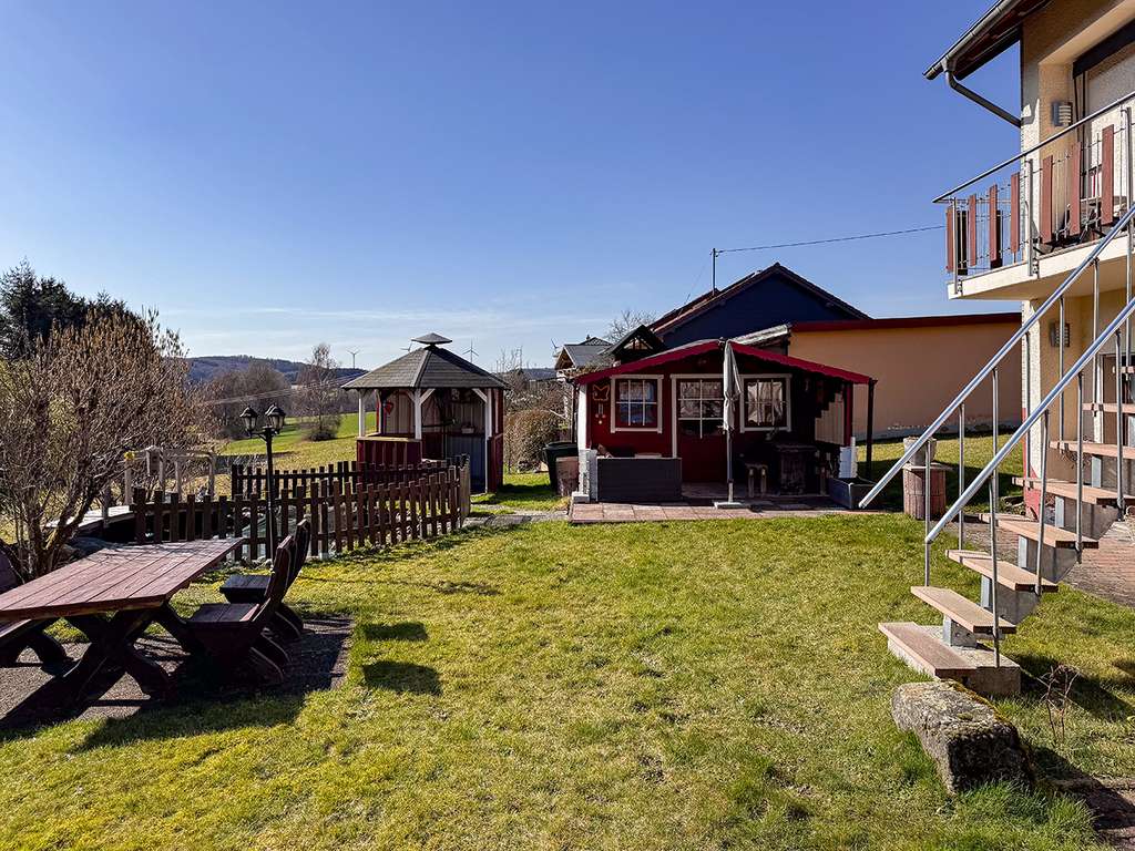 Immobilie in Brücken - Freistehendes Einfamilienhaus mit Doppelgarage, traumhafter Aussicht in ruhiger Lage! - Bild 2