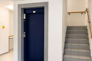Helle 3-Zimmer-Wohnung mit Balkon, TG-Stellplatz & Aufzug in München-Bogenhausen – Taimerhofstraße 21, 81927 Oberföhring, München – Vorschaubild 3