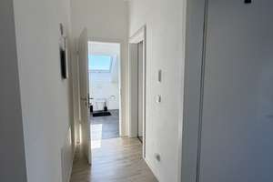 **Begehrte Lage - Bergheim ** Moderne und großzügige DHH  / EBK / Garten / Garage! – Waldkauzstr. 33, 86199 Bergheim, Augsburg – Vorschaubild 24
