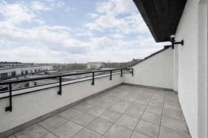 Über den Dächern von Düsseldorf-Unterbilk: Dachgeschosswohnung mit zwei Terrassen – 40223 Unterbilk, Düsseldorf – Vorschaubild 4