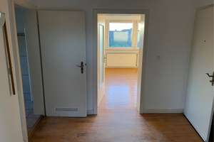 helle Dachgeschosswohnung mit Gartenblick – Ohligser Str. 38, 40764 Langenfeld (Rheinland) – Vorschaubild 9
