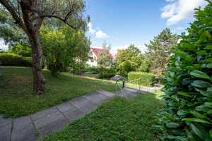 Ruhige, moderne 1-Zimmerwohnung mit EBK in bester Aussichtslage – Stuttgart – Vorschaubild 1