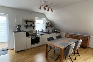 Moderne 3-Zimmer Wohnung zum Wohlfühlen
Guttensteinweg 2a, 93059 Regensburg – Die vollständige Adresse der Immobilie erhältst du vom Anbieter., 93059 Weichs, Regensburg – Vorschaubild 16