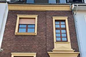 Schicke und komplett renovierte DG-Wohnung mit EBK in Stadtwaldnähe – Grotenburgstr. 147a, 47800 Krefeld – Vorschaubild 1