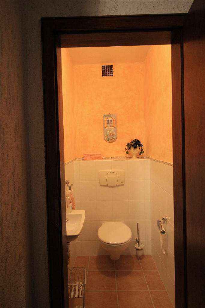 Immobilie in Kirschweiler - Renoviertes und gerade neu vermietetes Einfamilienhaus in Kirschweiler mit großem Wellnessbad  - Bild 8