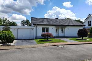 Sanierter Bungalow mit Erweiterungspotenzial in Hamminkeln zu verkaufen – Die vollständige Adresse der Immobilie erhältst du vom Anbieter., 46499 Hamminkeln – Vorschaubild 1