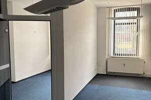 Geräumige Altbauvilla / Mitarbeiterhaus über 4 Etagen zentral in Schleswig – Die vollständige Adresse der Immobilie erhältst du vom Anbieter., 24837 Schleswig – Vorschaubild 16