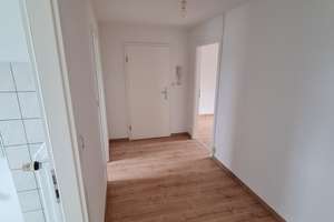 2021 teilsanierte und gut geschnittene DG-Wohnung! Jetzt Chance ergreifen! – Westfälische Straße 4a, 46177 Osterfeld-Ost, Oberhausen – Vorschaubild 6
