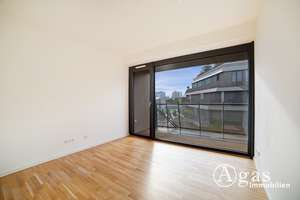 Große und helle 2 Zimmer Wohnung mit 2 Balkons, ca. 67 m²,  EBK und Concierge in Mitte – Zimmerstraße 93, 10117 Mitte (Ortsteil), Berlin – Vorschaubild 6