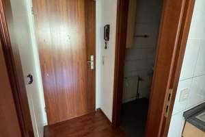 KÖLN-SÜLZ ! Bezugsfreies Appartement mit Balkon in ruhiger Seitenstraße ... – Die vollständige Adresse der Immobilie erhältst du vom Anbieter., 50937 Sülz, Köln – Vorschaubild 2