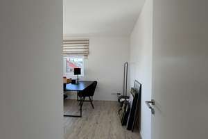 **Begehrte Lage - Bergheim ** Moderne und großzügige DHH  / EBK / Garten / Garage! – Waldkauzstr. 33, 86199 Bergheim, Augsburg – Vorschaubild 19
