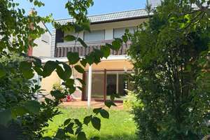 +++ FAMILIEN-IDYLLE +++ Vielseitig nutzbares Haus mit 6-Zi., Terrasse & Garten – Die vollständige Adresse der Immobilie erhältst du vom Anbieter., 63150 Heusenstamm – Vorschaubild 1
