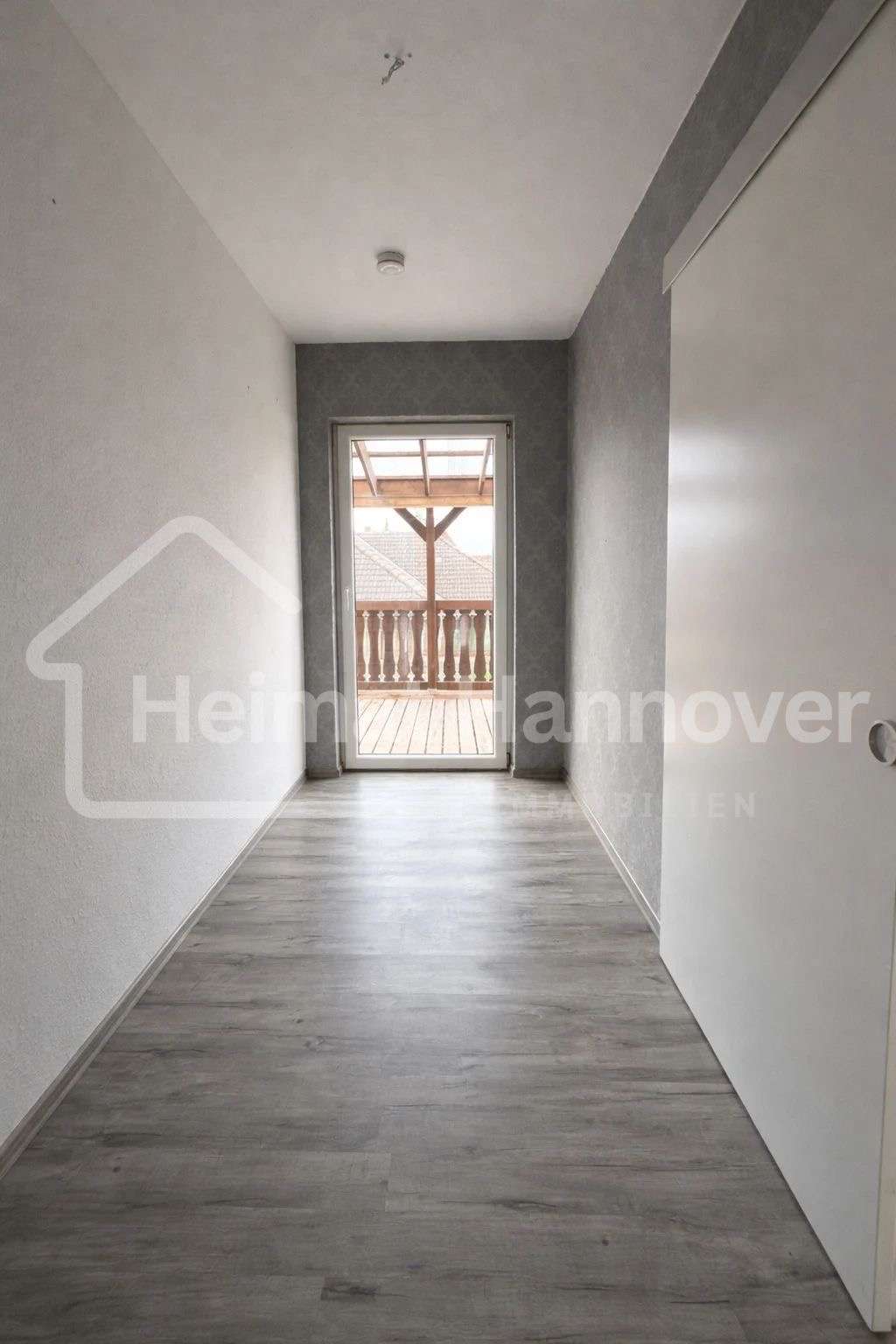 Immobilie in Uetze - Großzügiges 1–2-Familienhaus mit Pool und großem Grundstück in zentraler Lage von Uetze - Bild 11