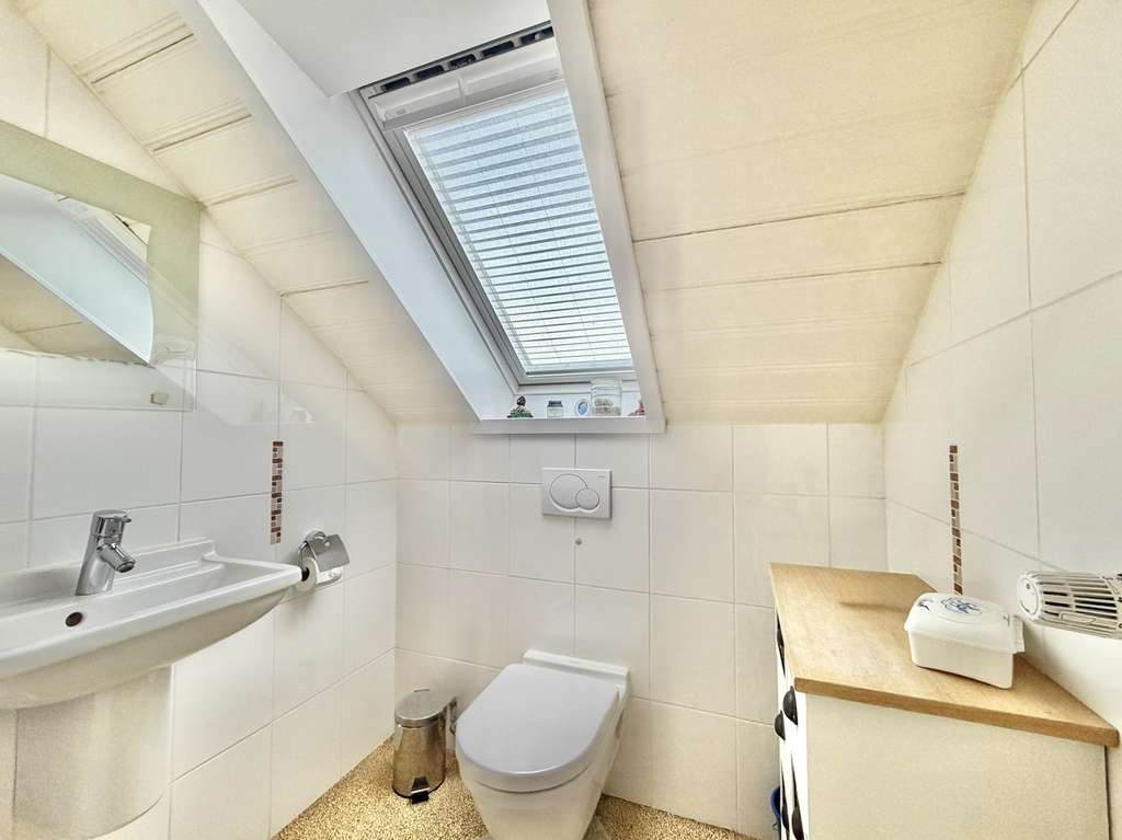 Immobilie in Bobingen - Vermietete Dachgeschosswohnung mit Wertpotenzial - Bild 3