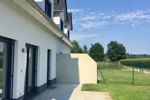 Moderne DHH in Augsburg-Göggingen mit unverbaubarem Wiesenblick