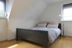Möblierte 2,5-Zimmer-Dachgeschosswohnung in Stuttgart-Stammheim – Kolumbusstr. 22, 70439 Stammheim-Süd, Stuttgart – Vorschaubild 14