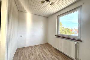 Zwei Wohneinheiten auf großzügigem Eigenlandgrundstück – Die vollständige Adresse der Immobilie erhältst du vom Anbieter., 23570 Travemünde, Lübeck – Vorschaubild 18