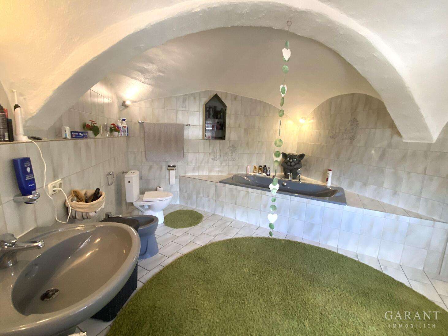 Immobilie in Plech - Generalsanierte Doppelhaushälfte mit Maisonette - Studioeinliegerwohnung in Plech - Bild 11