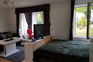 1,5 ZW vollmöbilierte hochwertige Penthouse + Wintergarten ,Terasse, EG +Strom +Wifi Stuttgart – Die vollständige Adresse der Immobilie erhältst du vom Anbieter., 70327 Lindenschulviertel, Stuttgart – Vorschaubild 2