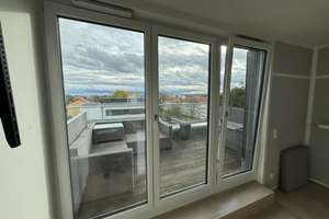 Exklusive 2-Zimmer Teilmöblierte Penthaus Wohnung mit Dachterrasse, EBK, Aufzug und TG-Stellplatz  – Die vollständige Adresse der Immobilie erhältst du vom Anbieter., 85053 Südost, Ingolstadt – Vorschaubild 5