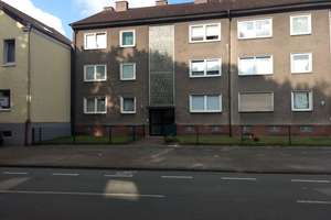 Mehrfamilienwohnhaus mit 12 Wohnungen u. 12 Balkone + 5 Garagen, ca. 766 m² Wfl. + Nutzfläche. – Hochstr. 36-38, 45661 Grullbad, Recklinghausen – Vorschaubild 2